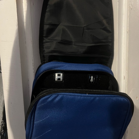 Super Mario Nintendo DS holding case - Picture 2 of 8